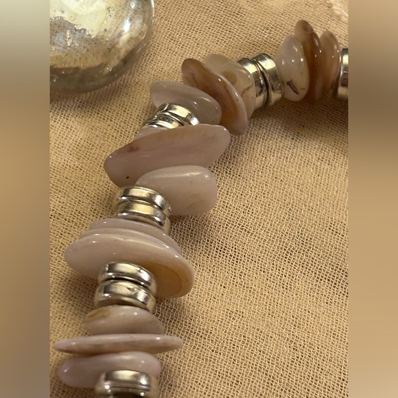 Set of 4 Violet Seas bracelets w/ charms - Picture 4 of 10